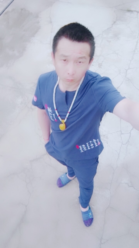 一叶之秋的第一张照片--抚顺蓝颜知己交友网